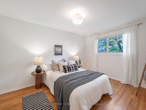 Photo 23 at 46 Manorglen Crescent, Malvern West, Toronto