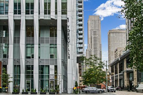 Photo 2 at 4610 - 1 Yorkville Ave Avenue, Annex, Toronto