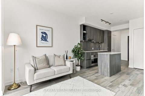 Photo 3 at 4610 - 1 Yorkville Ave Avenue, Annex, Toronto