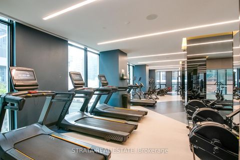 Photo 14 at 4610 - 1 Yorkville Ave Avenue, Annex, Toronto