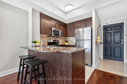 Photo 8 at 504 - 650 Mount Pleasant Road, Mount Pleasant West, Toronto