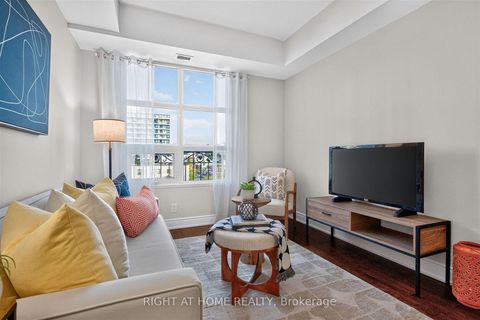 Photo 17 at 504 - 650 Mount Pleasant Road, Mount Pleasant West, Toronto