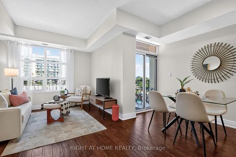 Photo 19 at 504 - 650 Mount Pleasant Road, Mount Pleasant West, Toronto