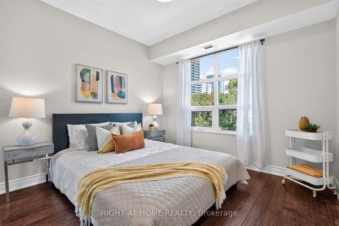 Photo 21 at 504 - 650 Mount Pleasant Road, Mount Pleasant West, Toronto