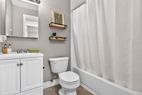 Photo 23 at 504 - 650 Mount Pleasant Road, Mount Pleasant West, Toronto