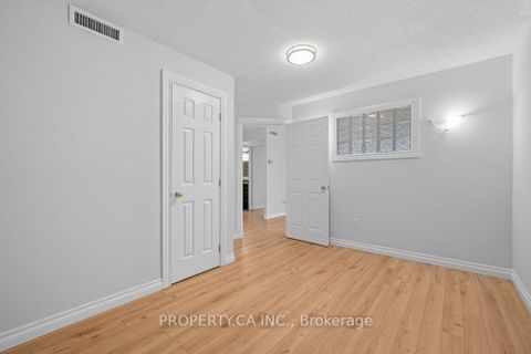 Photo 9 at 608 - 65 Scadding Avenue, Waterfront Communities C8, Toronto
