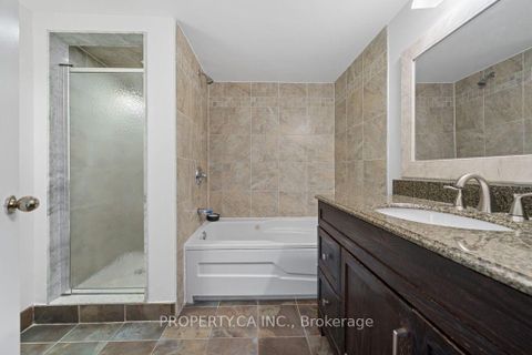 Photo 15 at 608 - 65 Scadding Avenue, Waterfront Communities C8, Toronto