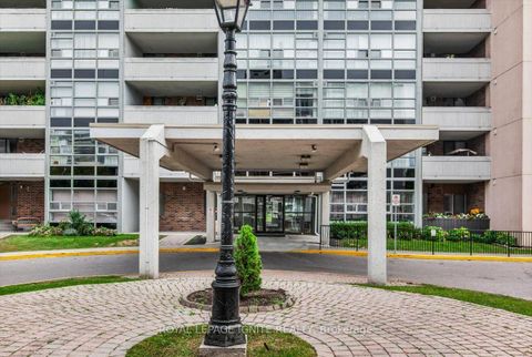 Photo 2 at 1712 - 3380 Eglinton Avenue E, Scarborough Village, Toronto