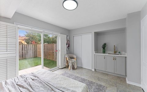 Photo 10 at 137 Mike Myers Drive, Dorset Park, Toronto