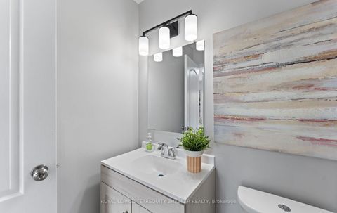 Photo 12 at 137 Mike Myers Drive, Dorset Park, Toronto