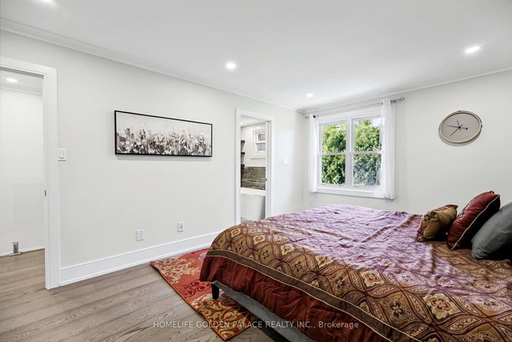 Photo 24 at 8 Red Maple Court, Bayview Village, Toronto