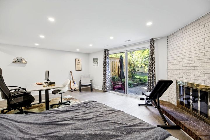 Photo 37 at 8 Red Maple Court, Bayview Village, Toronto