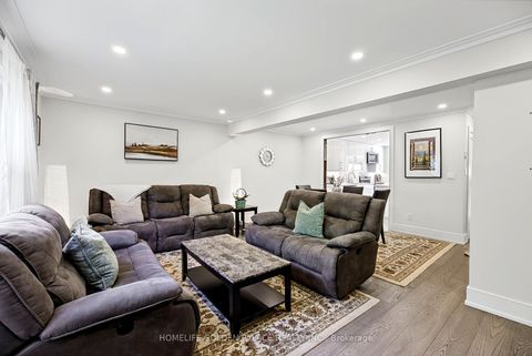 Photo 9 at 8 Red Maple Court, Bayview Village, Toronto