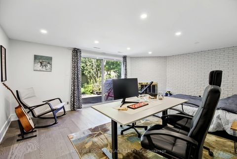 Photo 36 at 8 Red Maple Court, Bayview Village, Toronto