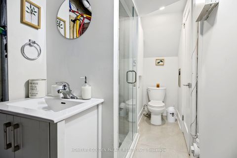 Photo 39 at 8 Red Maple Court, Bayview Village, Toronto