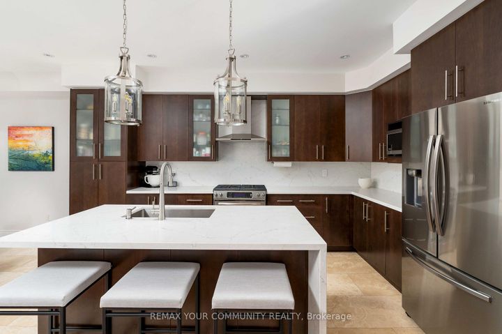 Photo 5 at 24 Gala Lane, Queensway, Toronto