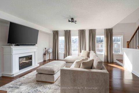 Photo 14 at 24 Gala Lane, Queensway, Toronto