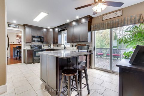 Photo 6 at 276 Crawford Street, Ardagh, Barrie