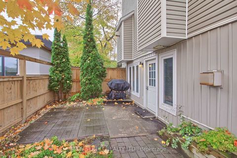 Photo 16 at 276 Crawford Street, Ardagh, Barrie