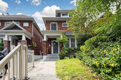 Photo 3 at 409 St Clements Avenue, Lawrence Park South, Toronto