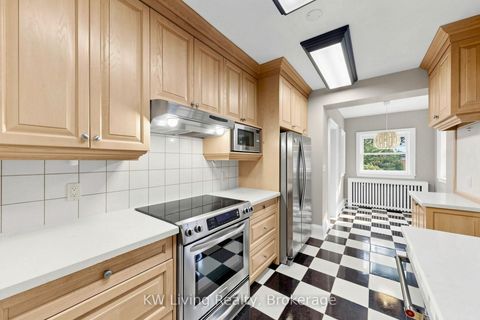 Photo 15 at 409 St Clements Avenue, Lawrence Park South, Toronto