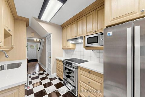 Photo 17 at 409 St Clements Avenue, Lawrence Park South, Toronto
