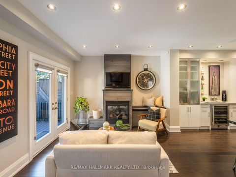 Photo 10 at 192 Erskine Avenue, Mount Pleasant East, Toronto
