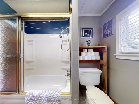Photo 21 at 28 McIntosh Avenue, Queensway, Toronto