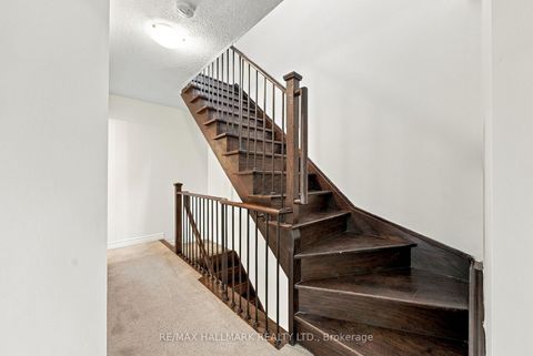 Photo 13 at 549 Shuter Street, Regent Park, Toronto