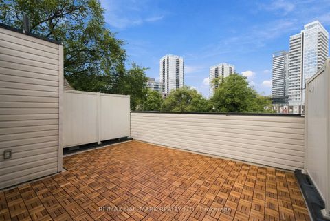 Photo 23 at 549 Shuter Street, Regent Park, Toronto