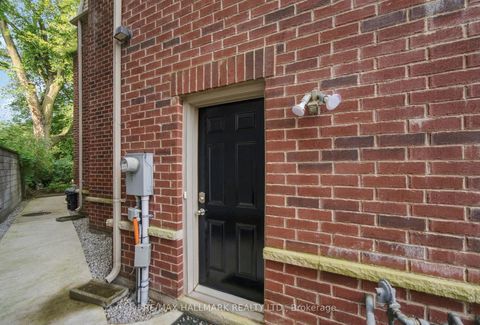 Photo 28 at 549 Shuter Street, Regent Park, Toronto