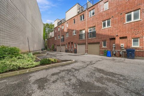 Photo 30 at 549 Shuter Street, Regent Park, Toronto