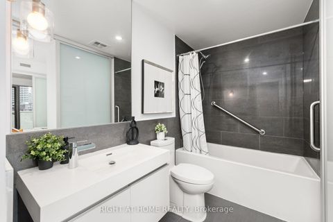 Photo 14 at 701 - 390 Cherry Street, Waterfront Communities C8, Toronto