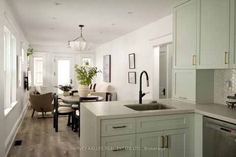 Photo 1 at 84 Coleridge Avenue, Lumsden, Toronto