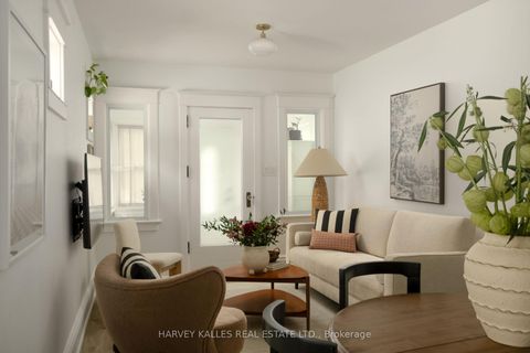 Photo 5 at 84 Coleridge Avenue, Lumsden, Toronto