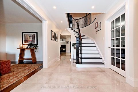 Photo 4 at 62 Castlehill Road, Maple, Vaughan