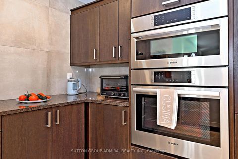 Photo 19 at 62 Castlehill Road, Maple, Vaughan