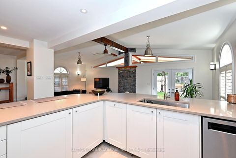Photo 20 at 62 Castlehill Road, Maple, Vaughan