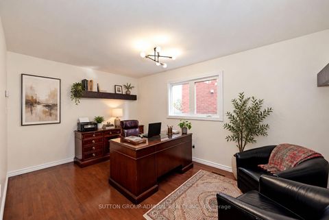 Photo 24 at 62 Castlehill Road, Maple, Vaughan