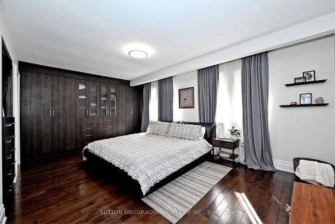 Photo 28 at 62 Castlehill Road, Maple, Vaughan