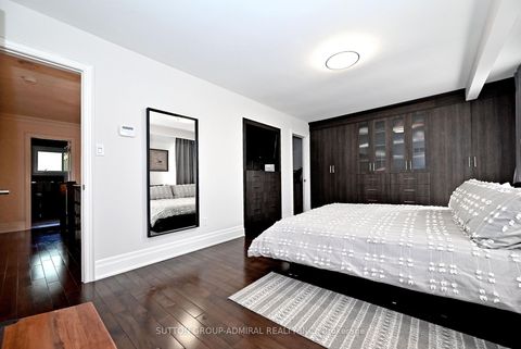 Photo 29 at 62 Castlehill Road, Maple, Vaughan