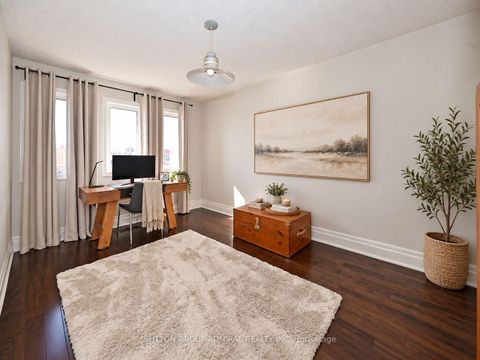 Photo 35 at 62 Castlehill Road, Maple, Vaughan