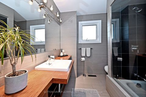 Photo 36 at 62 Castlehill Road, Maple, Vaughan