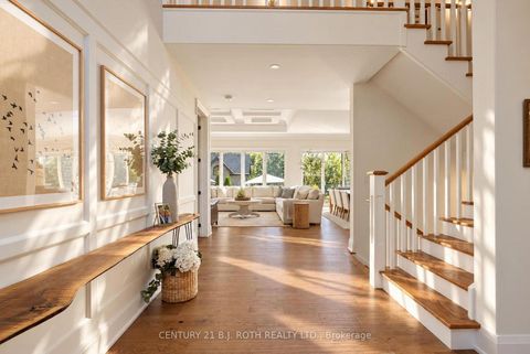 Photo 3 at 245 SUNNYBRAE Avenue, Stroud, Innisfil