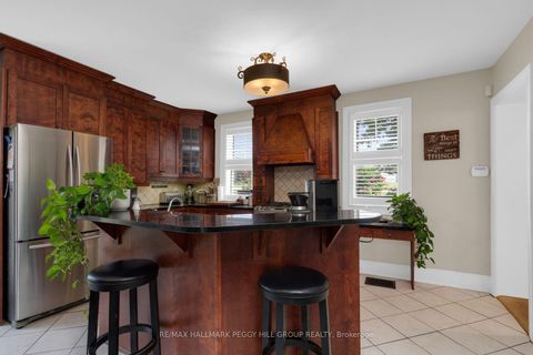 Photo 1 at 12 Beacon Road, Holly, Barrie