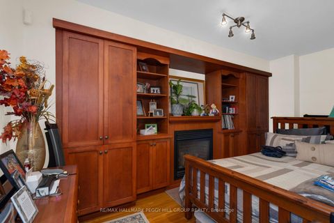Photo 9 at 12 Beacon Road, Holly, Barrie