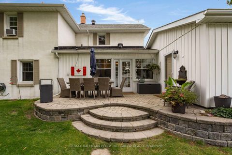 Photo 14 at 12 Beacon Road, Holly, Barrie