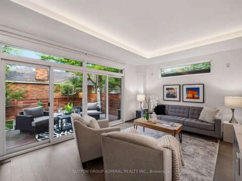 Photo 11 at 39 Red Deer Avenue, Cliffside, Toronto