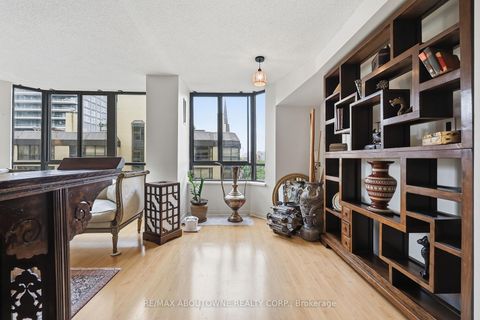Photo 9 at 1003 - 280 Simcoe Street, Chinatown, Toronto