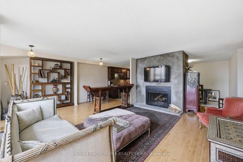 Photo 10 at 1003 - 280 Simcoe Street, Chinatown, Toronto